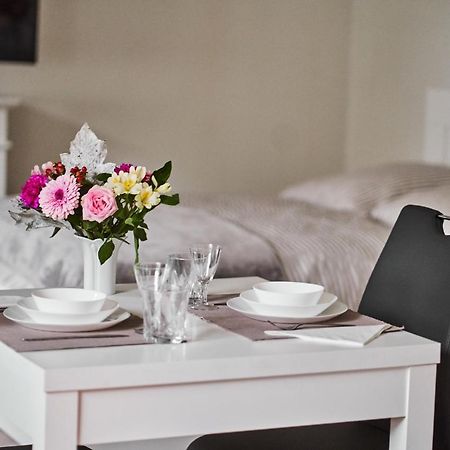 Apartament Mia Apartment ชเตชชิน ภายนอก รูปภาพ